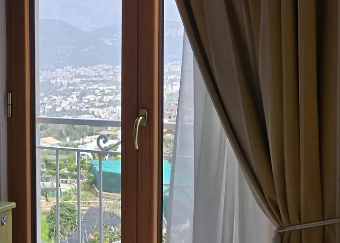 Szálloda Il Nido 3*